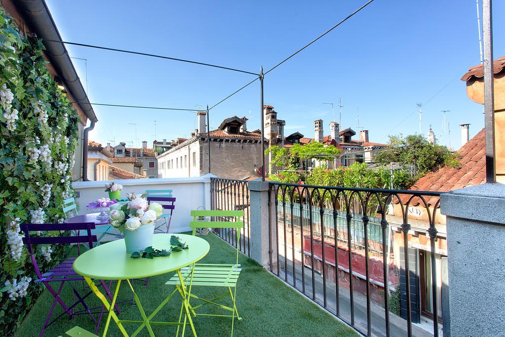Couette-café Aquamare, Boutique Venise