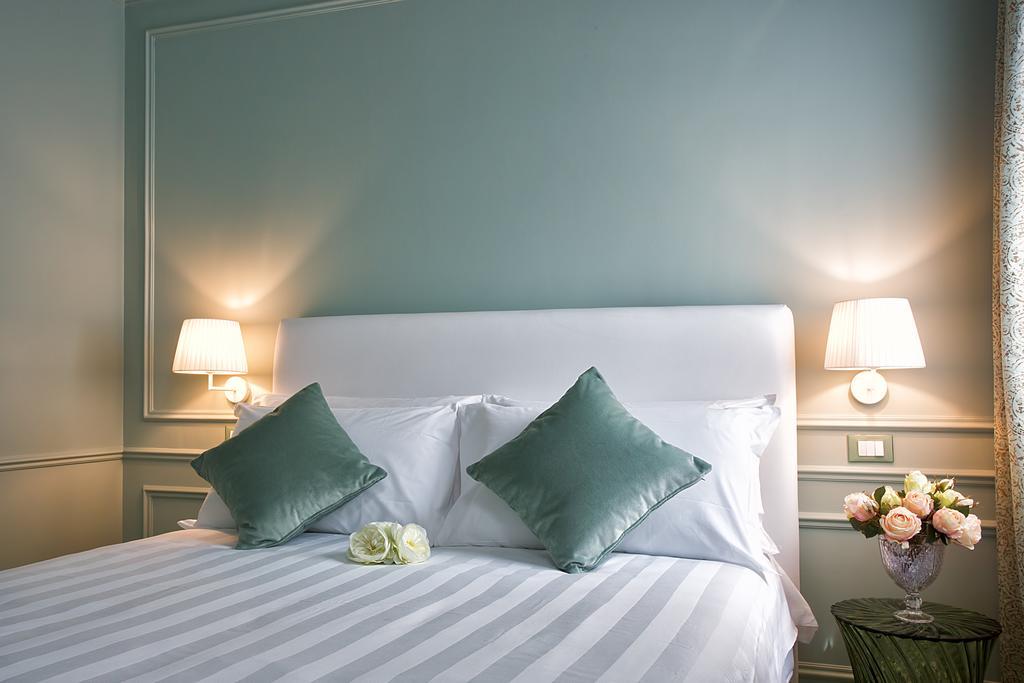 Couette-café Aquamare, Boutique 2*