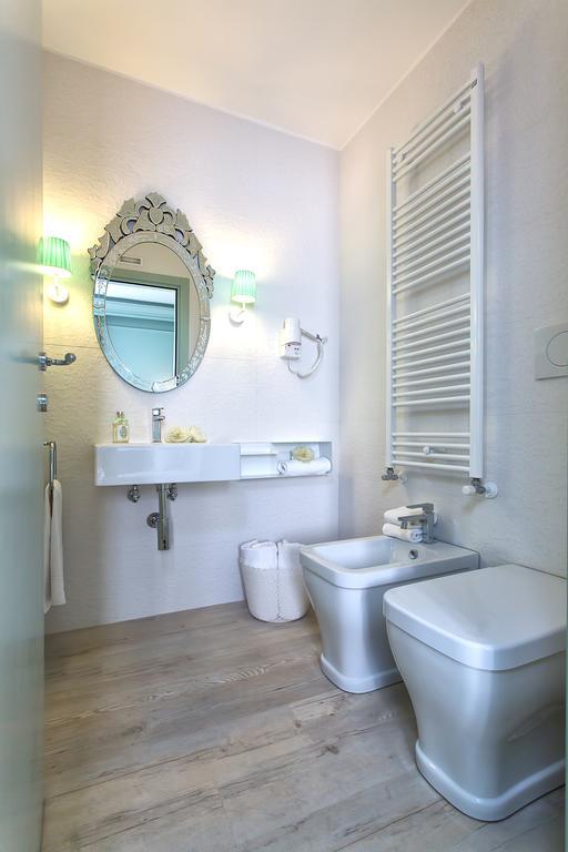 Couette-café Aquamare, Boutique