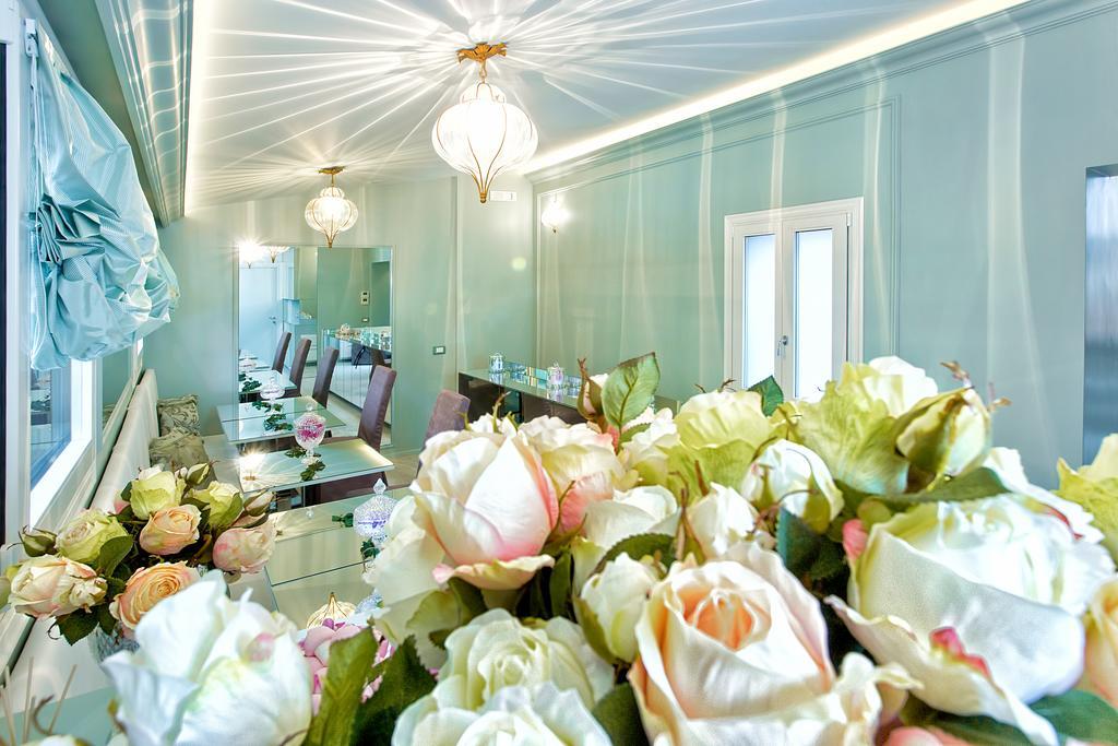 Couette-café Aquamare, Boutique Venise