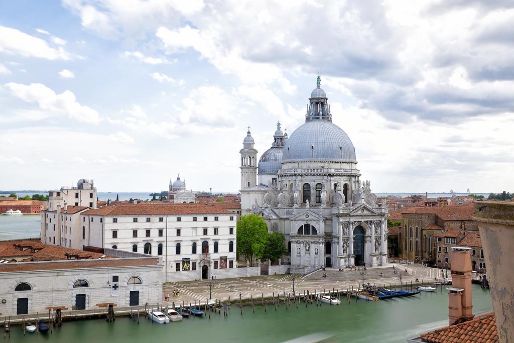 Aquamare, Boutique Venise