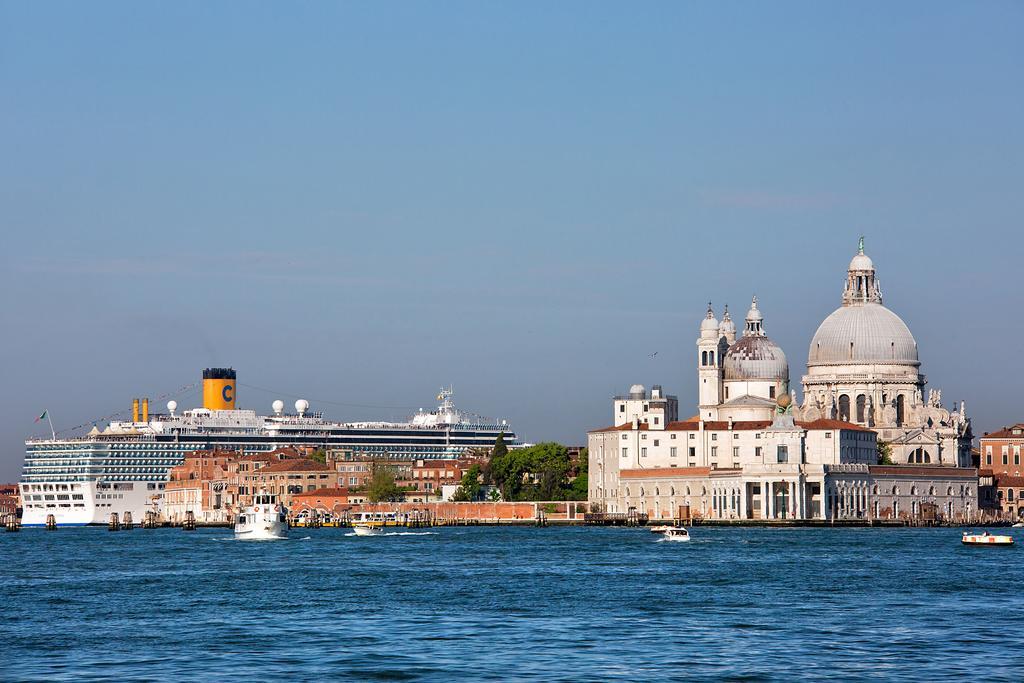 Couette-café Aquamare, Boutique Venise