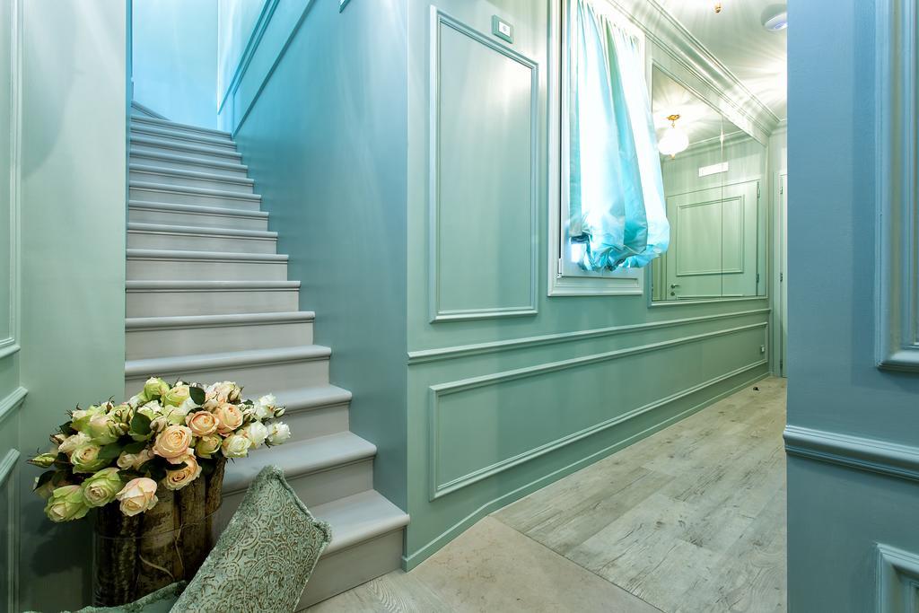 Couette-café Aquamare, Boutique