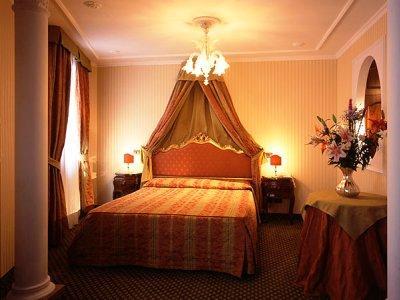 Kette 4* Venise