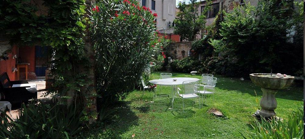 Garden Ca' Rezzonico Appartement
