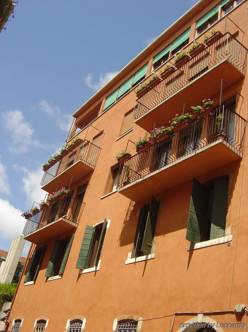 Alloggi Agli Artisti 2* Venedig