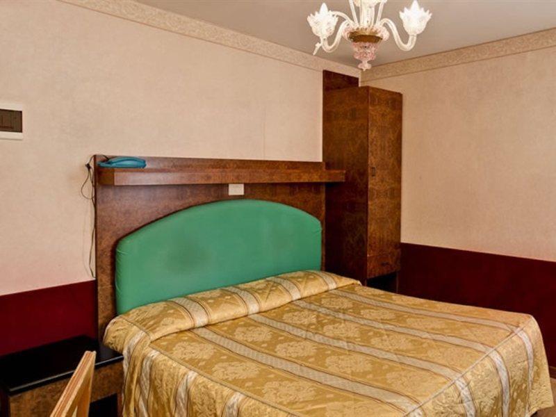 Hotel Antica Casa Carettoni Venise