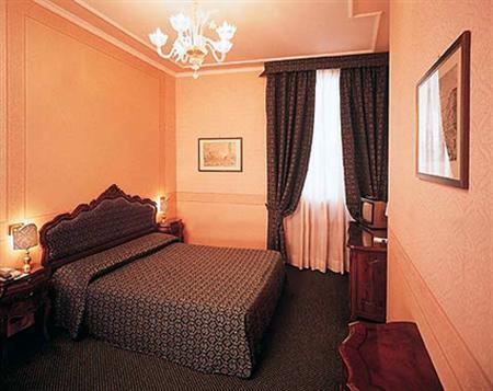 Kette 4* Venise