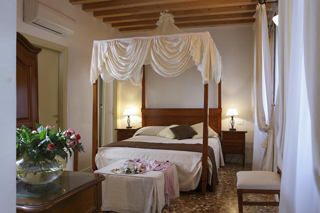 Al Palazzetto Couette-café