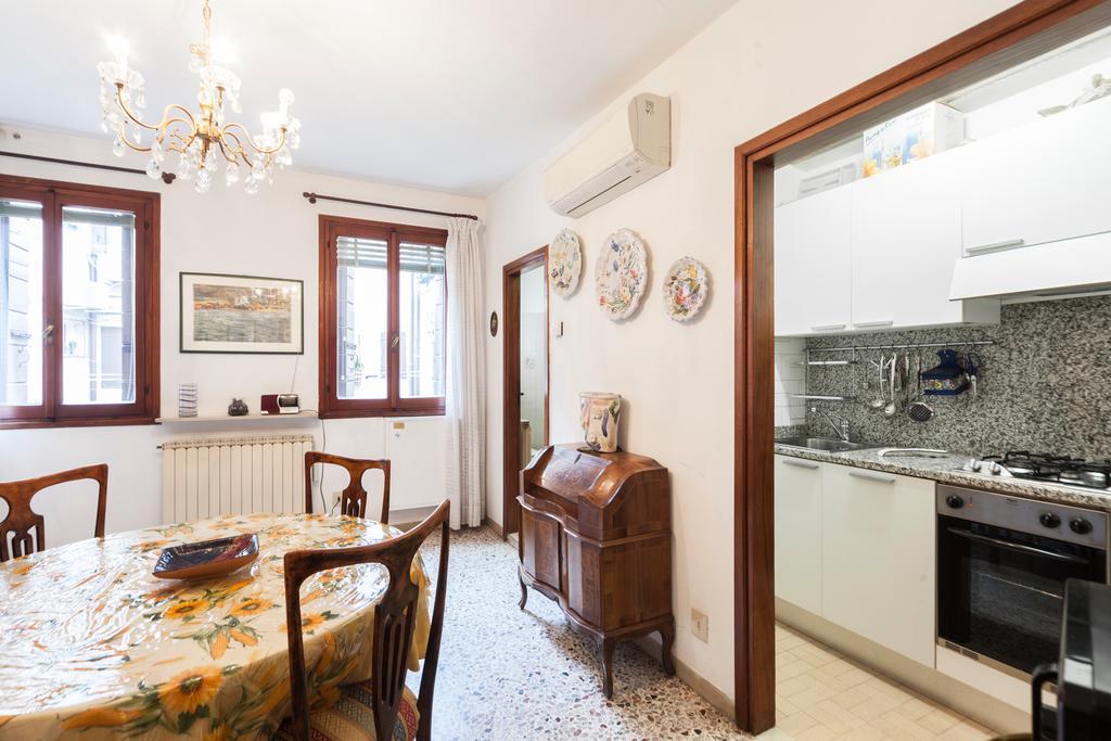 Apartment Campiello Chiesa, By Short Holidays Venedig