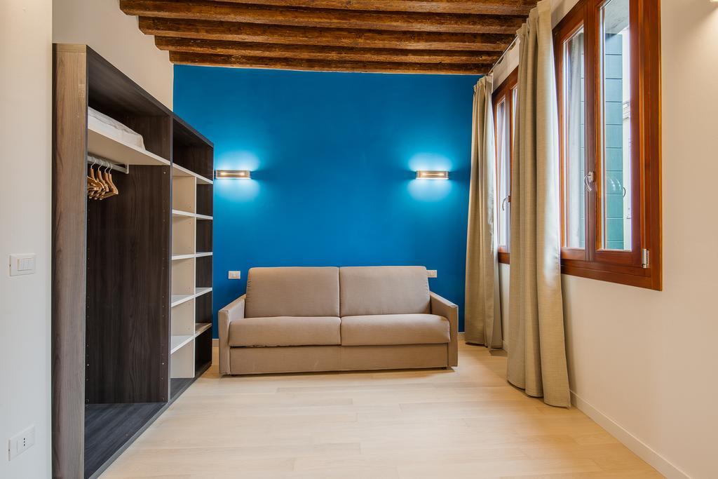 Charming Palace Corte Del Teatro *