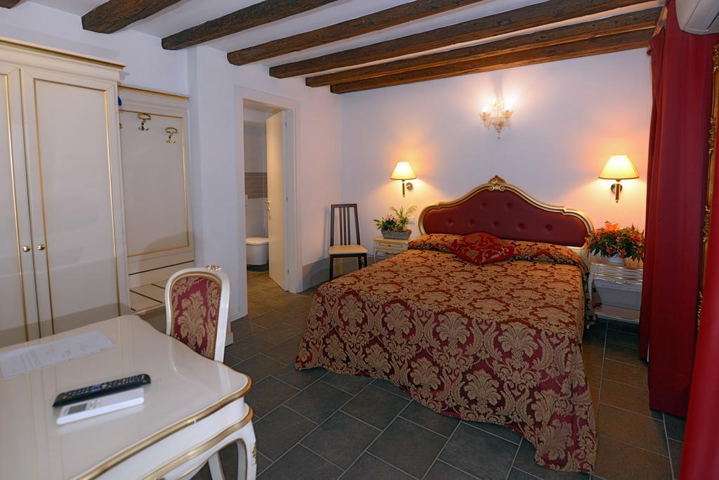 Ca' Del Gallo Maison d'hôtes 2*