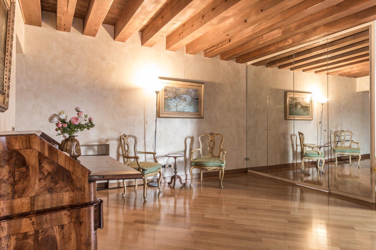 Appartement Fenice Double Canal View By Lionhost
