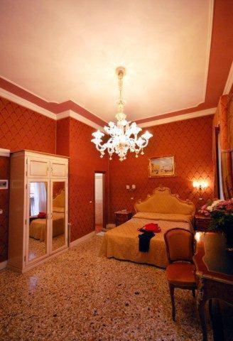 Gasthuis Residenza San Maurizio 3*