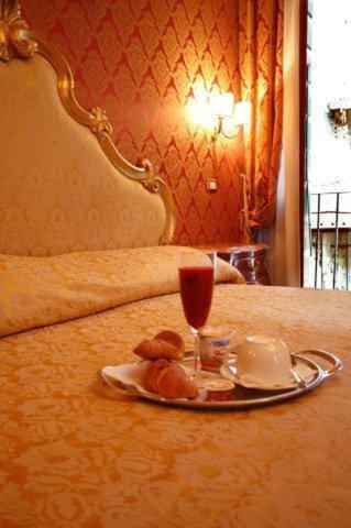 Residenza San Maurizio Gasthuis 3*