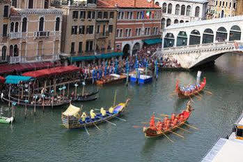 Palazzo Bembo - Exclusive 2* Venise