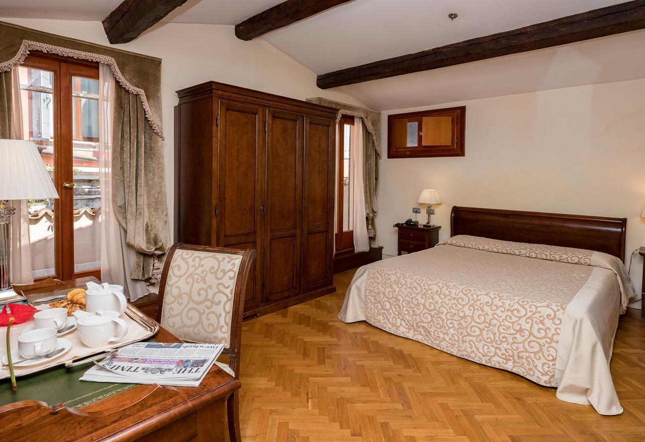 Hotel Dell'opera 3*