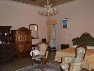 Residenza Grisostomo Affittacamere 3*