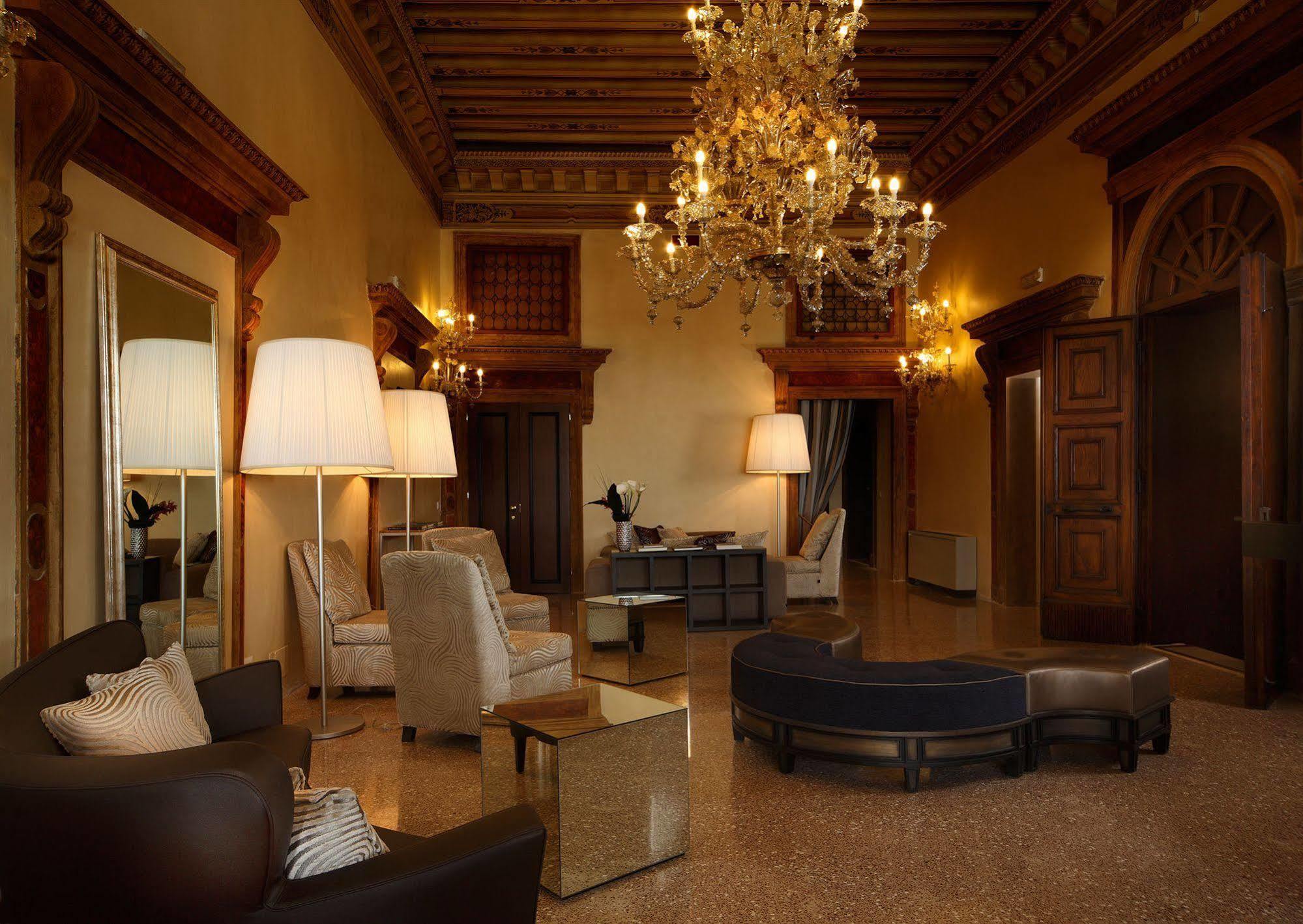 Arcadia Boutique Hotel 3*