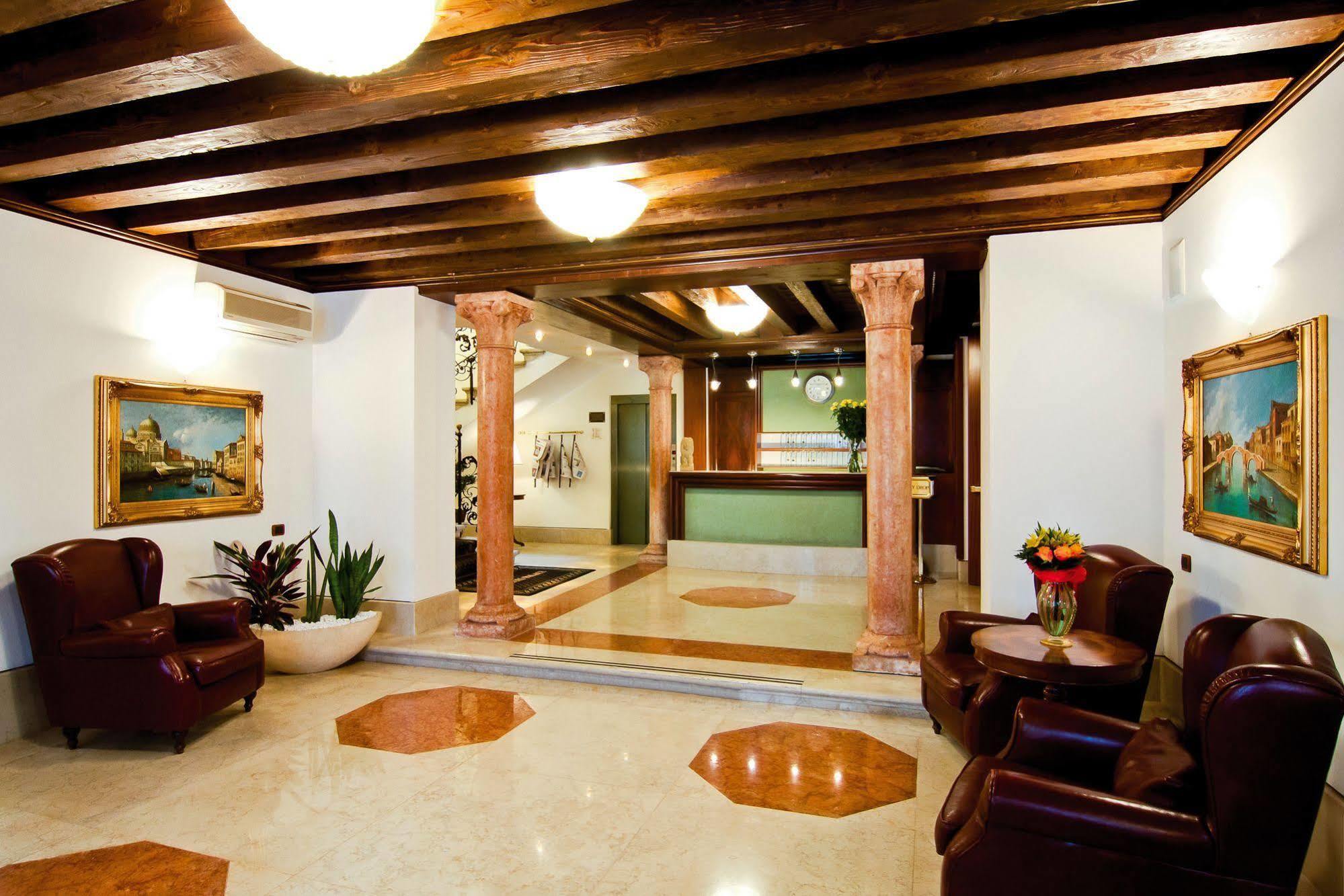 Foscari Palace 4* Venedig