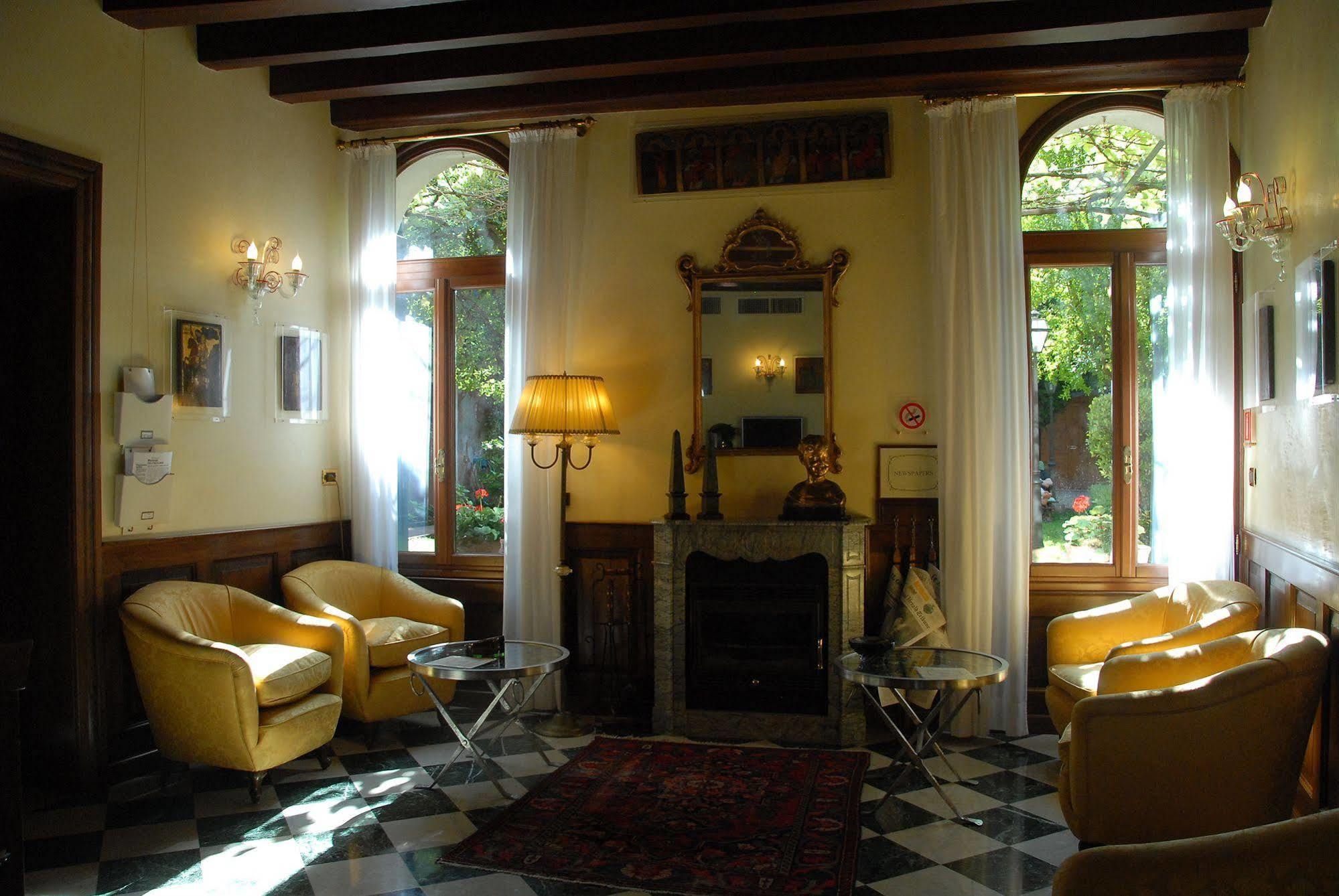 Hotel Accademia - Maravege Venise