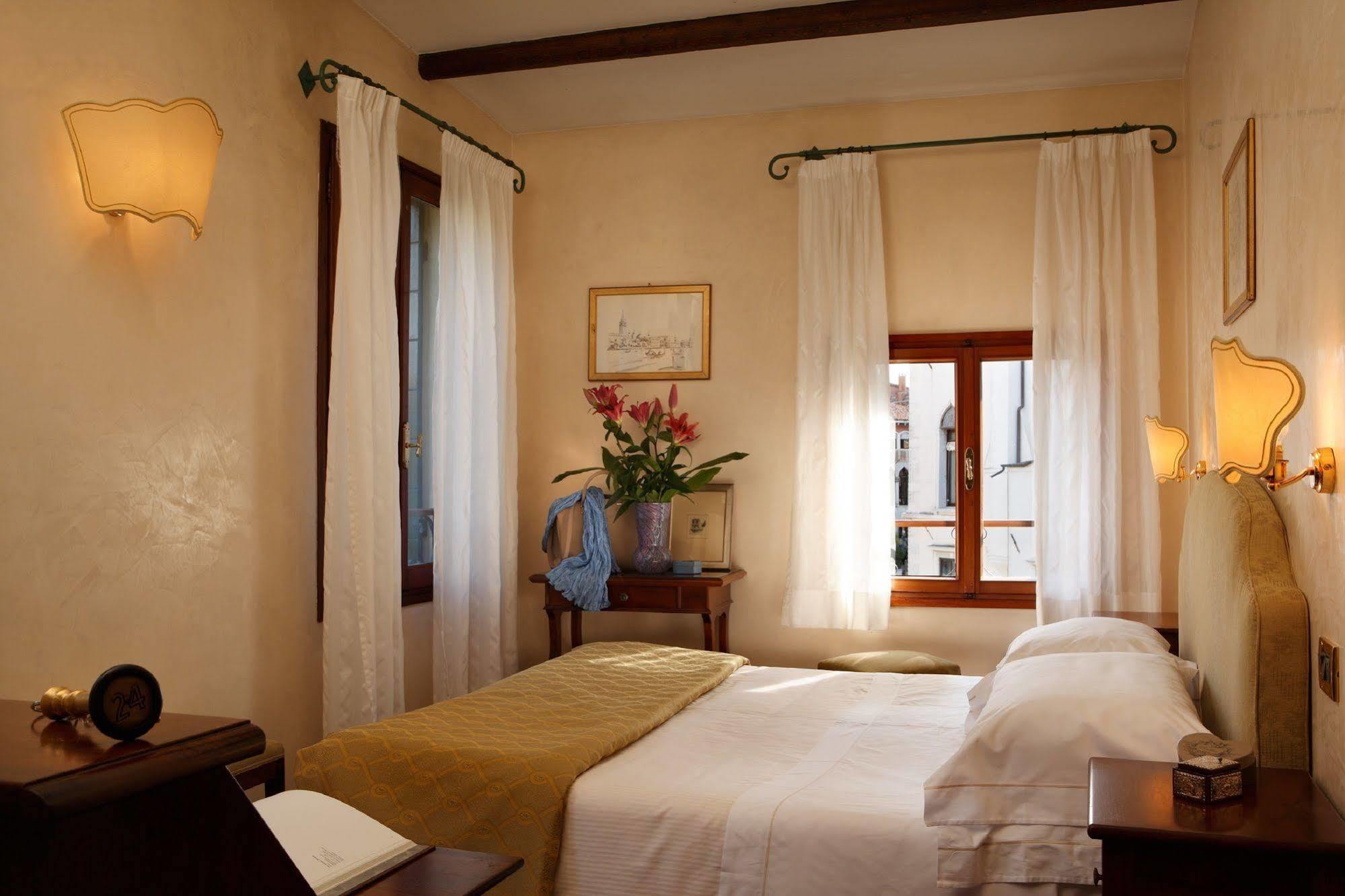Accademia - Maravege
