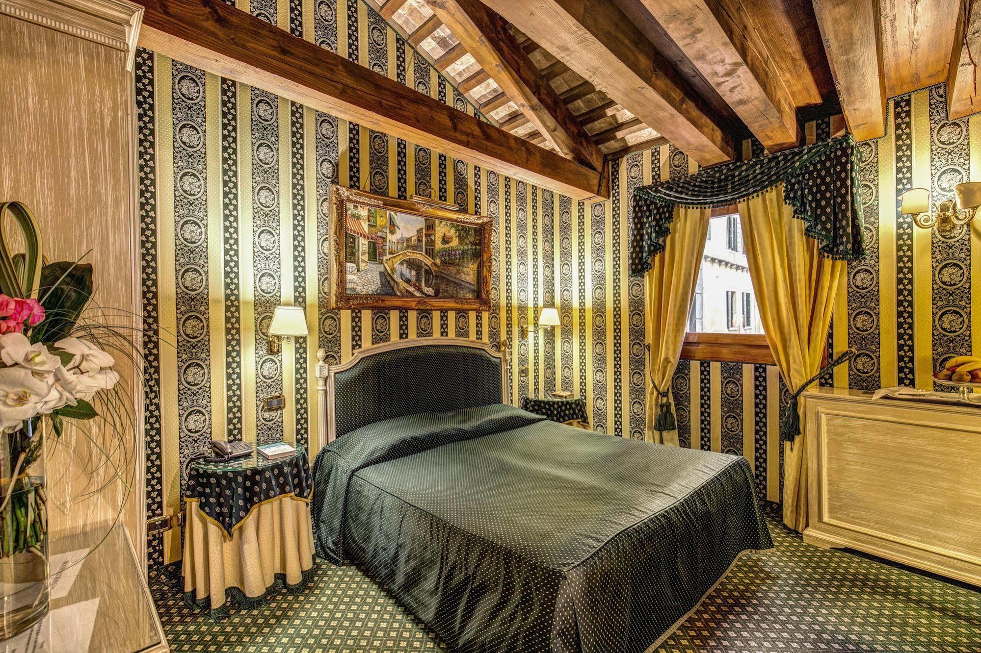 Relais Piazza San Marco 3* Venise