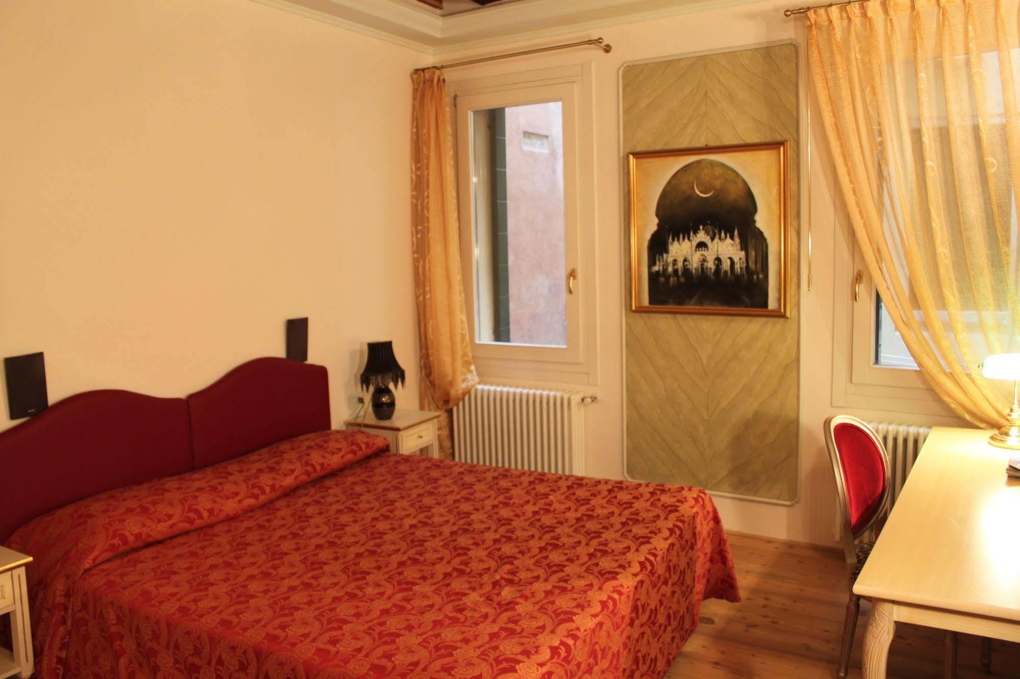 Sant'angelo - Fenice In Apartment