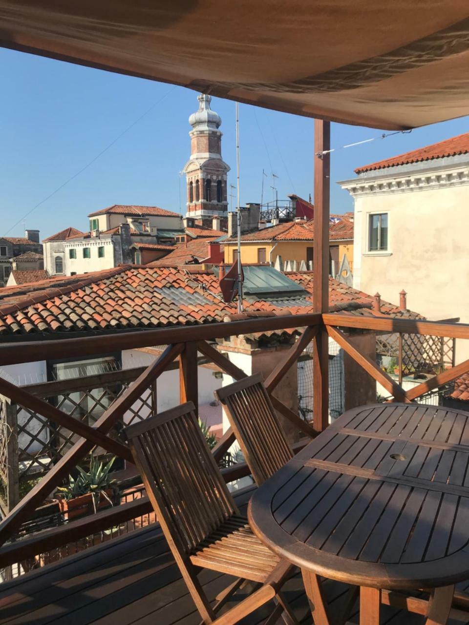 Homes & Holidays Apartment Venedig