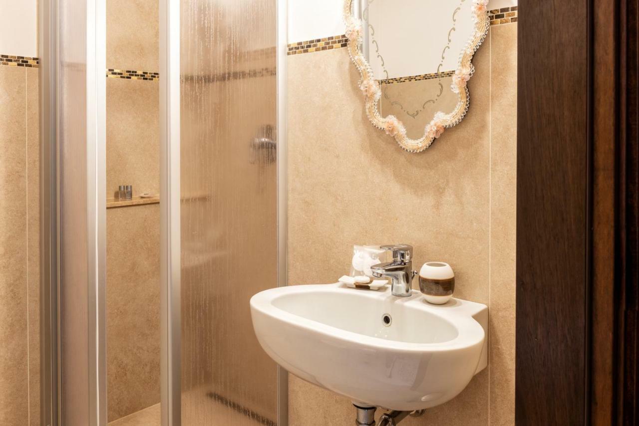 Gasthuis Luxury Venetian 2*