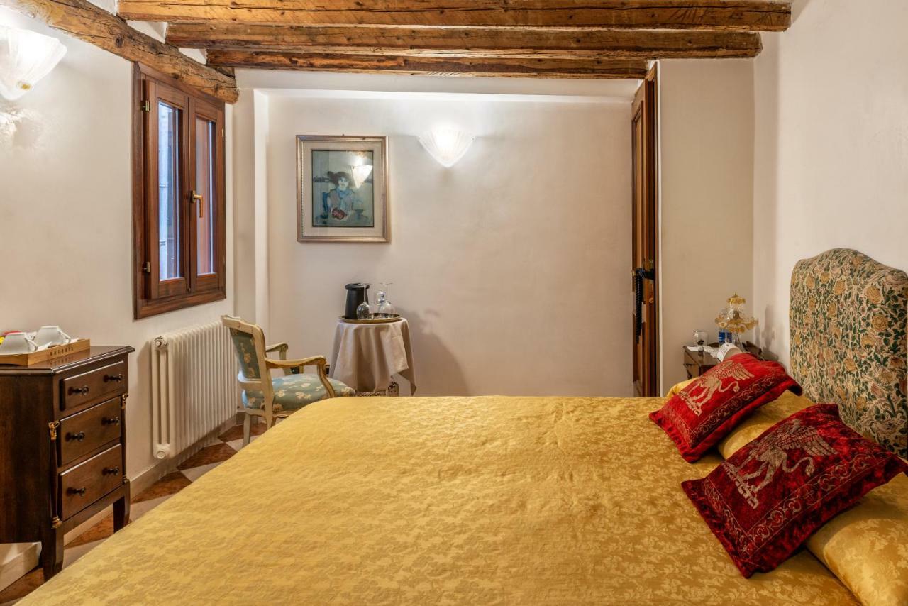 Luxury Venetian Gasthuis 2*