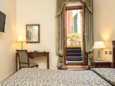 Dell'opera 3*