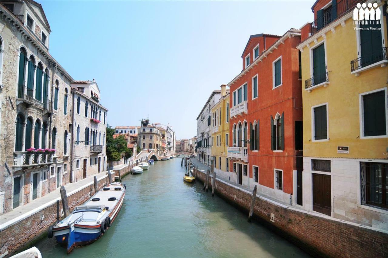 Appartement Ca' Degli Armeni Canal View Venise