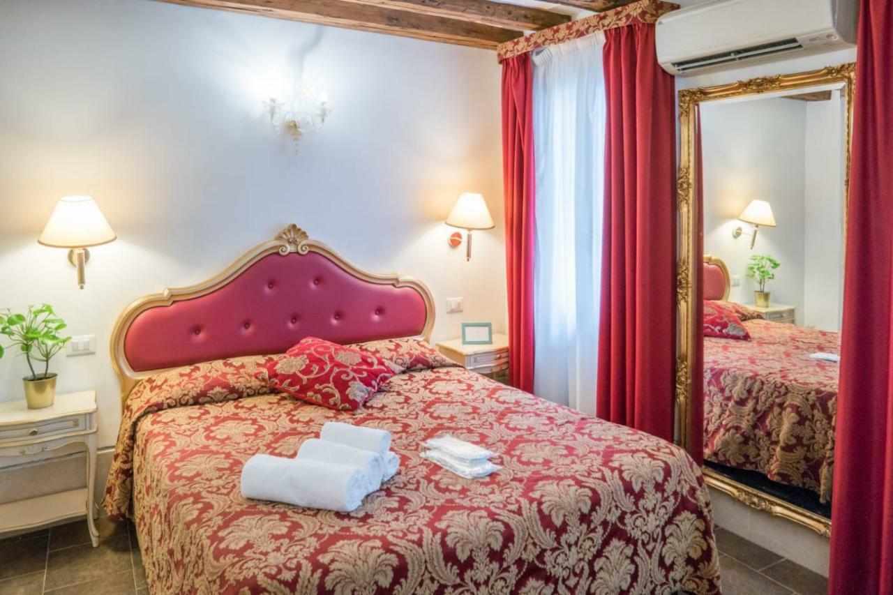 Ca' Del Gallo Maison d'hôtes 2*
