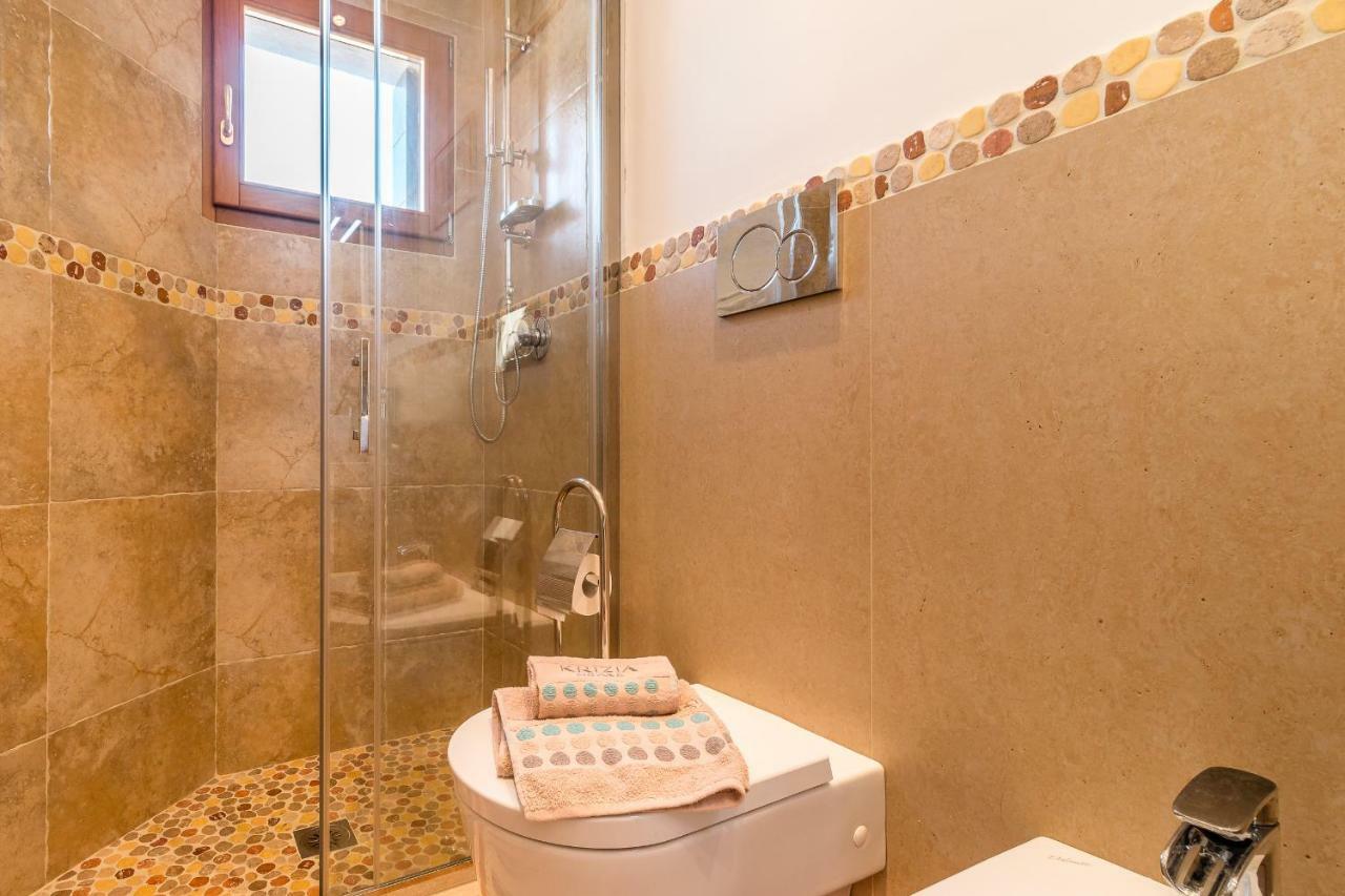 Sunny Nest Canal View In Chic Movida Appartement *