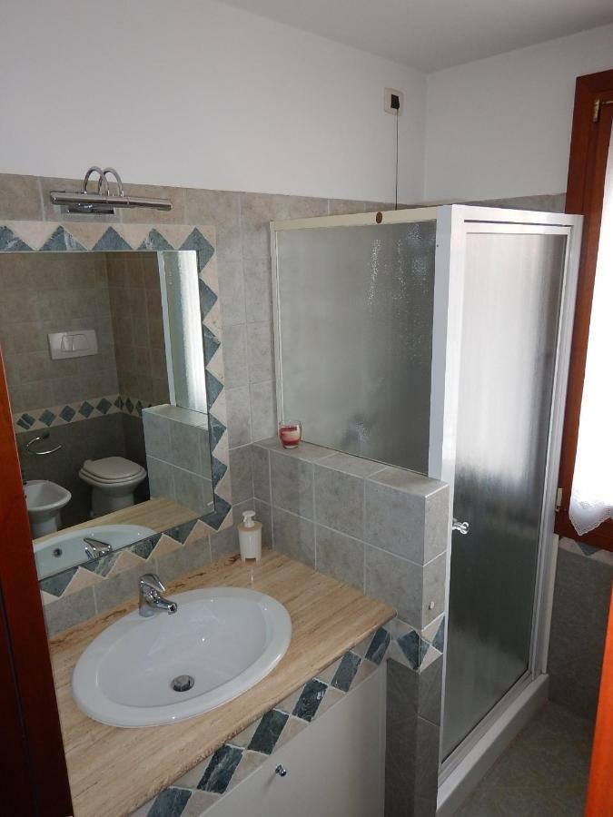 Romantic Escapade In Appartement