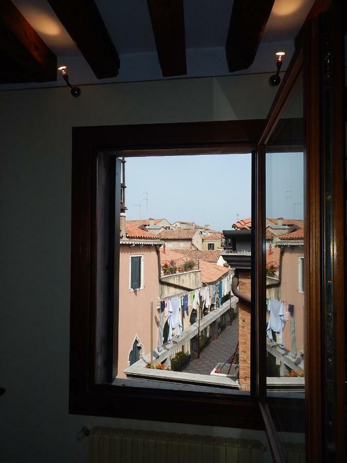 Romantic Escapade In Appartement *