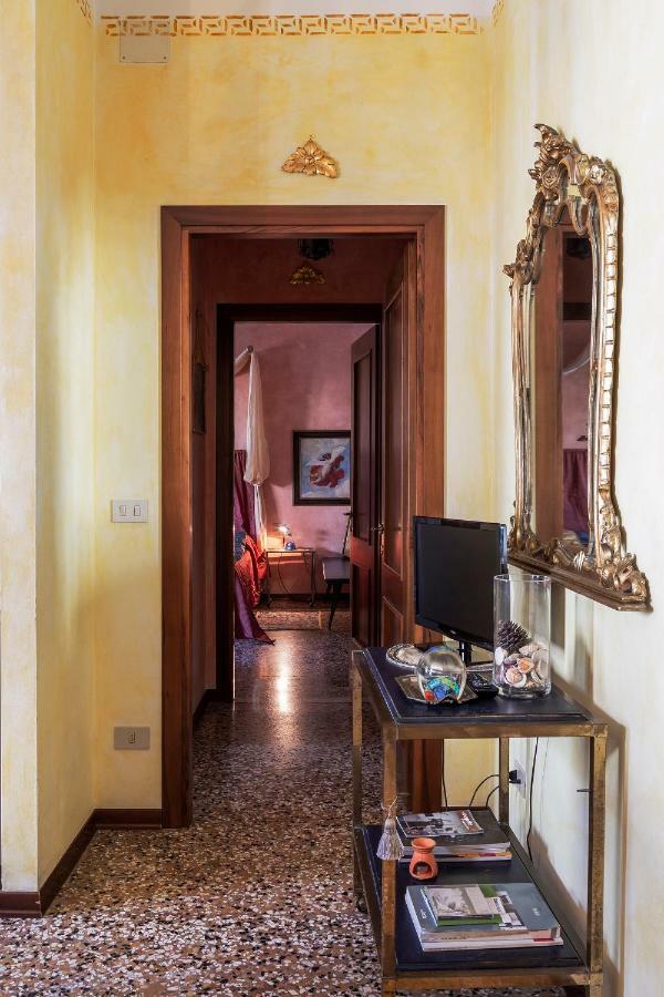Ca' Zora - Contemporary & Barock House