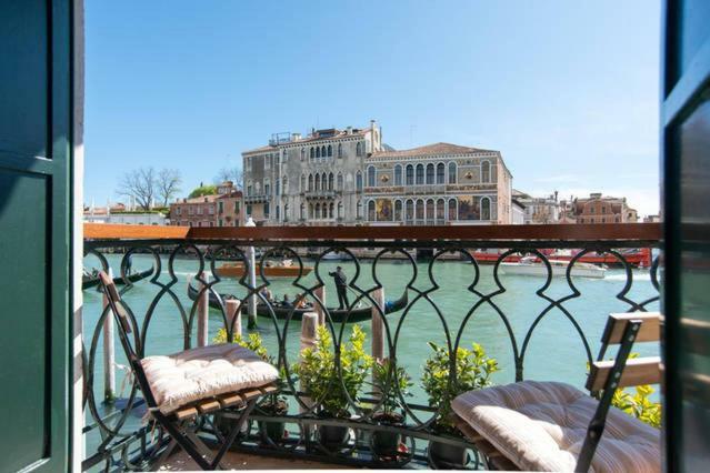 Casa Zucchi | Grand Canal Apartment *