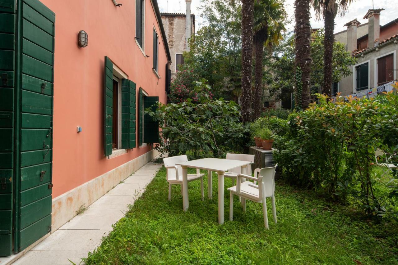 Garden Appartement *