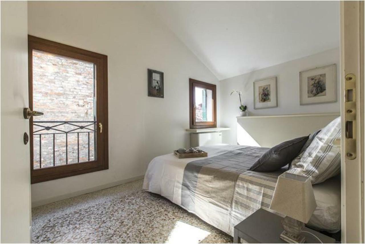 Appartement Lovely San Basilio Venetië