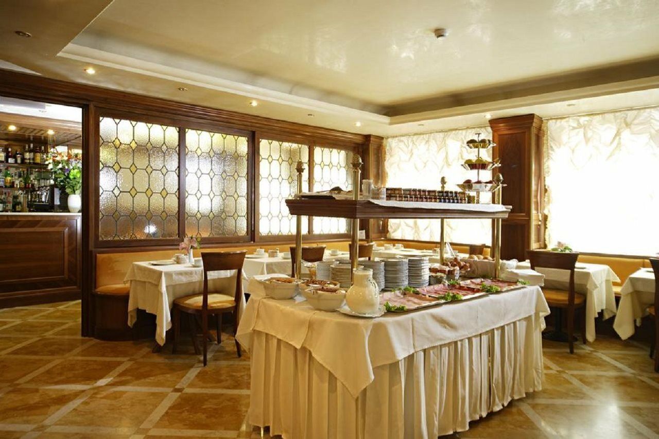 Kette Hotel Venise