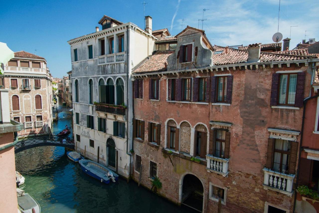 Ca Zulian Amazing Canal View Apartment Venedig
