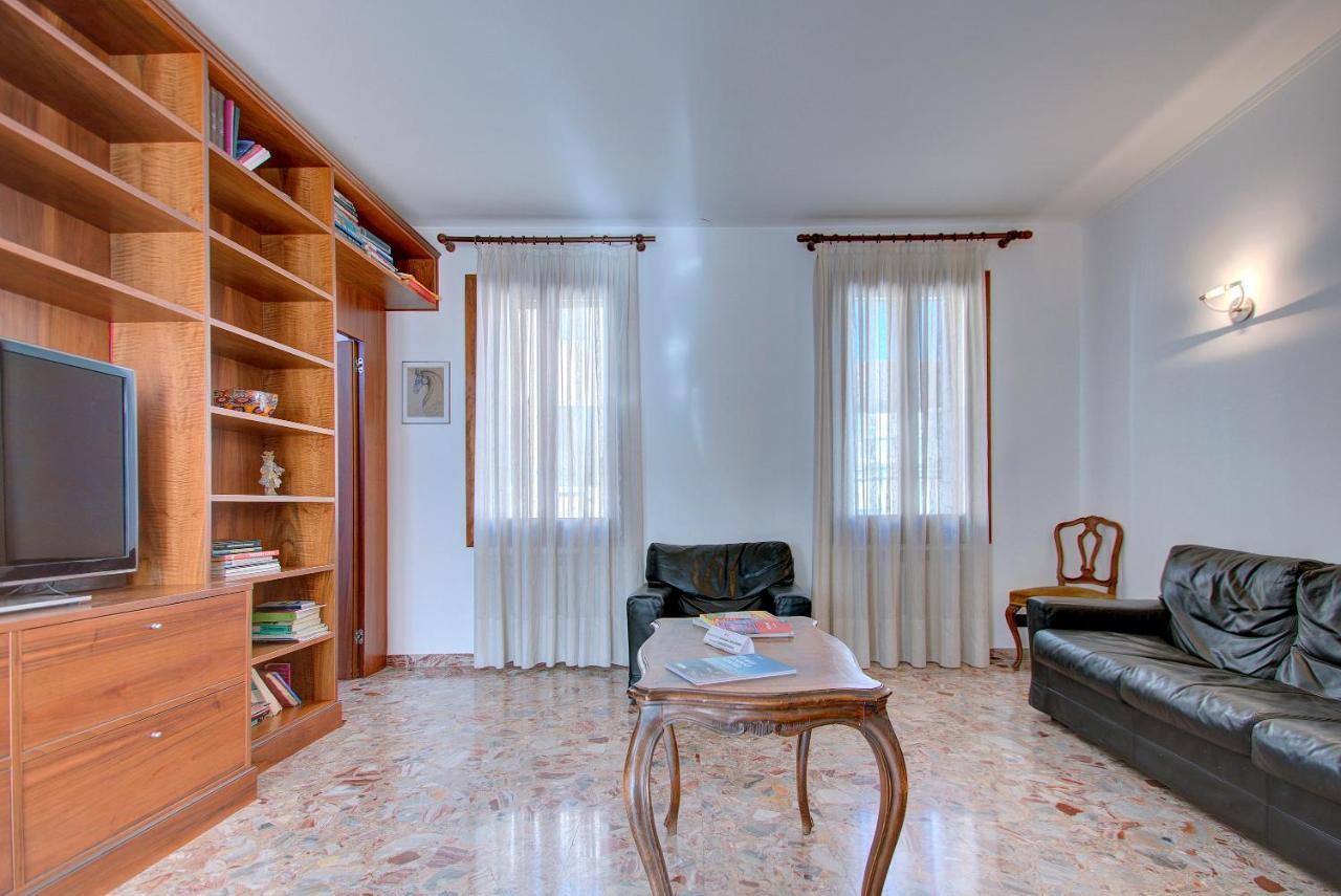 Appartement Sunny Ghetto Canalview *