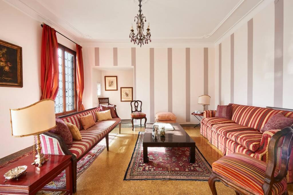 Apartment Ca' Fenice, Charming In San Marco, Sleep 7 Venedig
