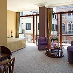 Bauer Palazzo
