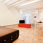 Santa Margherita, Casa Accogliente E Confortevole