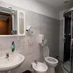Sanella Rooms