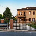 Romantic Garden Venice Ap 2 Free Parking