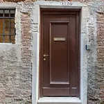 Accademia Inn Palace Venice